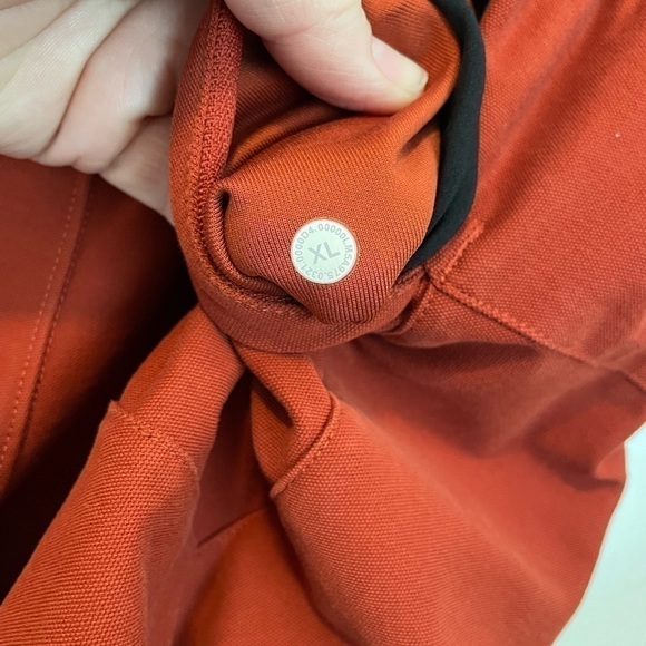 NWOT Lululemon Bowline Pant 30" utility joggers
Aztec Brick size XL - Picture 9 of 9